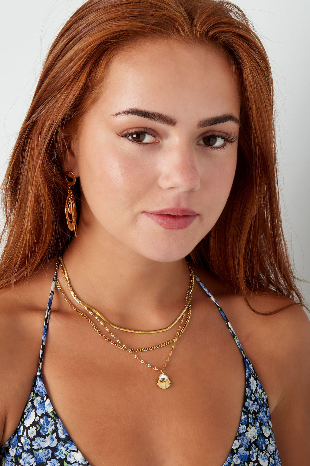 Ketting drie laags met steen - goud
