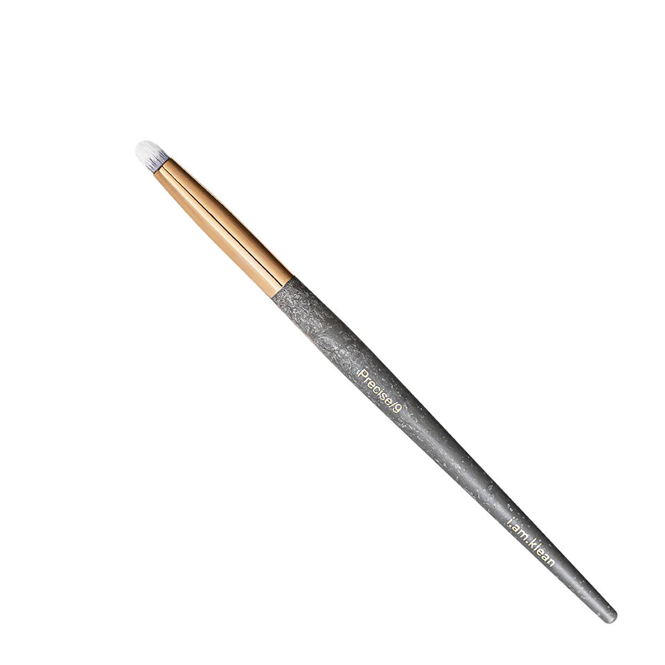 Eye precise brush 9